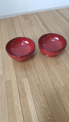 赤い漆器の椀 2個セット漆塗りのサムネイル