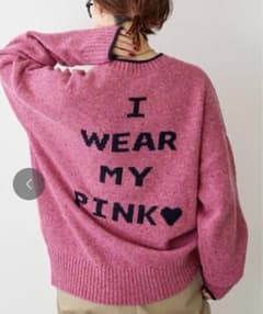 明日掲載終了　spick&span/ロゴインターシャニット スピックアントスパン ロゴ インターシャニット 濃いピンク - メルカリ