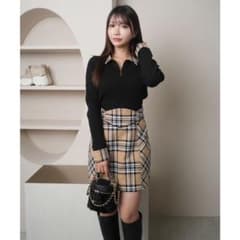 ウエストコルセットチェックミニスカート＆チェックカラーリブニットのサムネイル