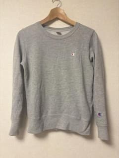 Champion グレー トレーナー 即購入〇のサムネイル