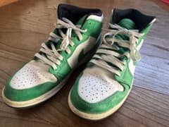 NIKE AIR JORDAN スニーカーのサムネイル