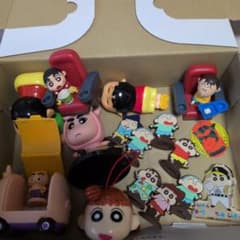 クレヨンしんちゃん フィギュア まとめ売り - メルカリ