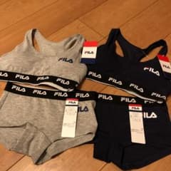 スポーツブラ　FILA  2セット　Sサイズのサムネイル