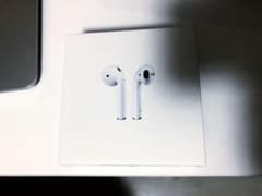 第二世代　Airpodsのサムネイル