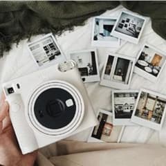 FUJI FILM チェキスクエア instax SQUARE SQ1 チョー…のサムネイル