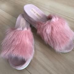 ララ様専用♥️ROYAL PARTY ルームシューズ ファーサンダルのサムネイル
