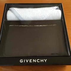 GIVEＮCHYポーチセットのサムネイル