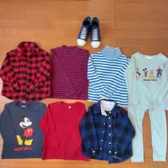 秋冬　男の子110cm 長袖トップス　パジャマ　長靴 まとめ売り UNIQLO等のサムネイル
