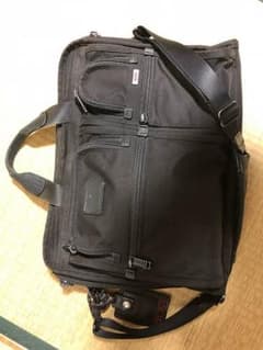 TUMIビジネスバッグのサムネイル