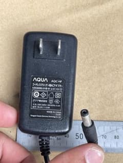 AQUA アクア コードレスクリーナー 純正品 ACアダプター AQC-HF - メルカリ