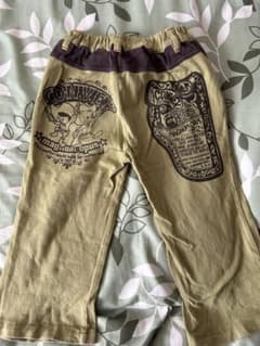 バックプリントかわいい　半ズボン オリーブグリーン　140㎝のサムネイル