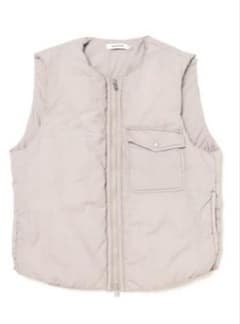 HIKER PUFF VEST TYPEWRITER V4601 灰白 HIKER PUFF VEST TYPEWRITER V4601 灰白 - メルカリ