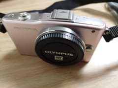 デジタルカメラ　OLYMPUS E−PM1 PINK　レンズ40-150mm備品のサムネイル
