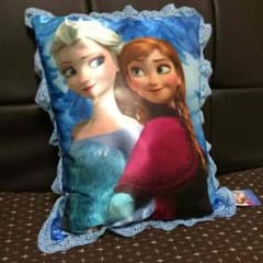アナと雪の女王 枕のサムネイル
