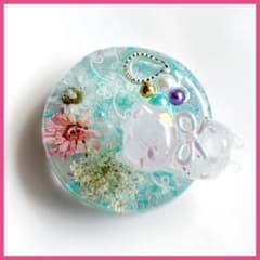 No.2678ハンドメイド ヘアゴム レジン ドライフラワー 猫ちゃん - メルカリ