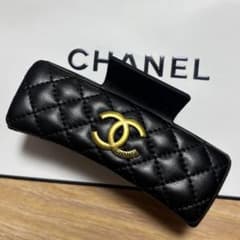 CHANEL ブラック ヘアクリップ キルティング ノベルティ - メルカリ