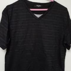 Vネック Tシャツのサムネイル