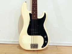 Fender Japan プレシジョンベース PB70-70US OWH - メルカリ