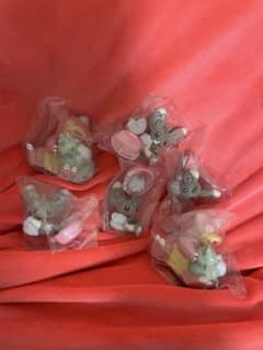 ガチャガチャ　ポケモン　みんなでアワアワマスコットのサムネイル