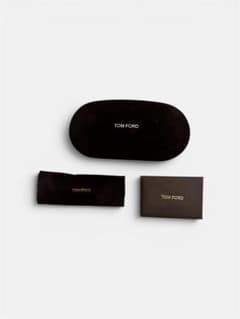 TOM FORD メガネケース クリーニングクロス セットのサムネイル