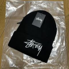 stussy ニット帽のサムネイル