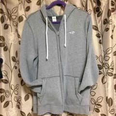 美品♡HOLLISTER パーカーのサムネイル
