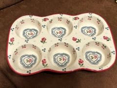 新品未使用　マフィン型　陶器　花柄のサムネイル