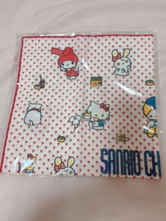 新品　サンリオ展会場限定　ランチクロスのサムネイル