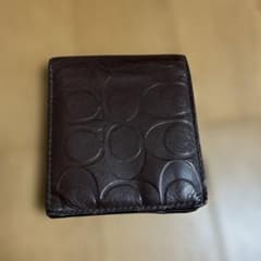 COACH折り財布のサムネイル