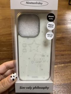 Nineteenfriday iPhone 15 Pro ケース　キティちゃんのサムネイル