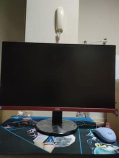 モニター　ディスプレイ　ゲーミングのサムネイル