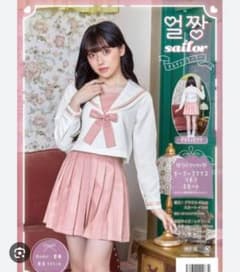 セーラー服のサムネイル