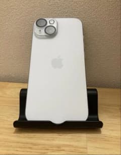 Apple iPhone 15 ホワイト 本体 バッテリー100% - メルカリ