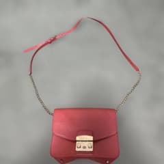 FURLA 赤 ショルダーバッグ　値下げ可のサムネイル