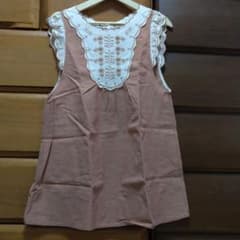 胸パーツ刺繍チュニックブラウスのサムネイル