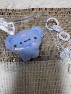 新品　アニマル　粉付き　スクイーズ　キーホルダー　ゾウ