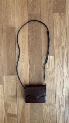 TOUT Y EST ショルダーバッグ brownのサムネイル
