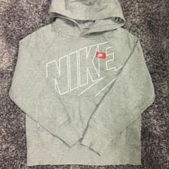 NIKE ナイキ パーカー130のサムネイル