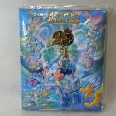 Disney - 東京ディズニーシー　タイムトゥシャイン　スーベニアメダルブック ディズニーシー 20周年 タイムトゥシャイン スーベニアメダルケース