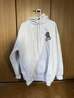 kaoyorinakami カオヨリナカミ　パーカーのサムネイル