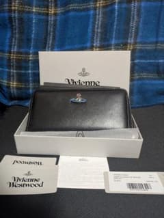 Vivienne Westwood ブラック 長財布のサムネイル