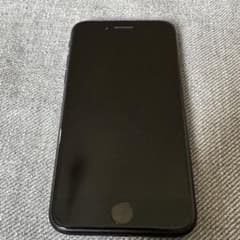 Apple iPhone SE 64GB ブラック 第2世代のサムネイル