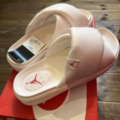 NIKE air ジョーダン　ソフィア　サンダル　27 新品！のサムネイル
