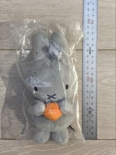 ！韓国・済州島限定！ミッフィー ぬいぐるみキーホルダーのサムネイル