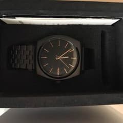 NIXON ニクソン 時計のサムネイル