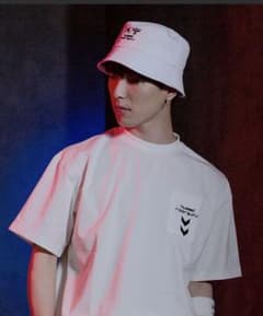 roarguns×hummelバケットハットのサムネイル