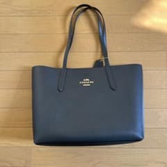 【新品　コーチ】ショルダーバッグ　ブラックのサムネイル