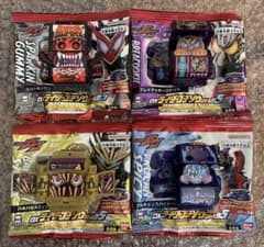 仮面ライダーガヴ DXライダーゴチゾウシリーズ05 通常顔コンプリート4点セットのサムネイル