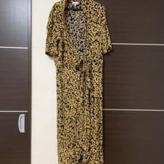 GANNI 花柄ワンピース サイズ36のサムネイル