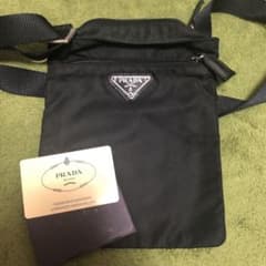 PRADA プラダ ショルダーバッグのサムネイル